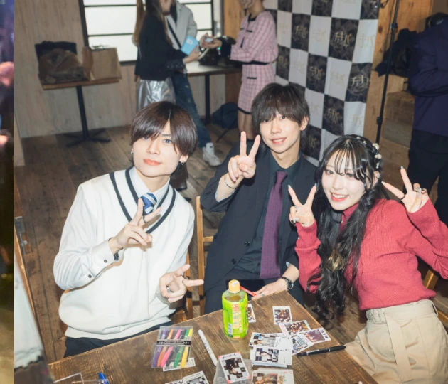 サインと会話で交流